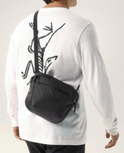 男斜背包推薦6.Arc'teryx (始祖鳥) - Mantis 2 Waistpack